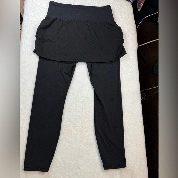 Athleta Medium Black Elation 2-in-1 Leggings Buttery Soft - Picture 4 of 5